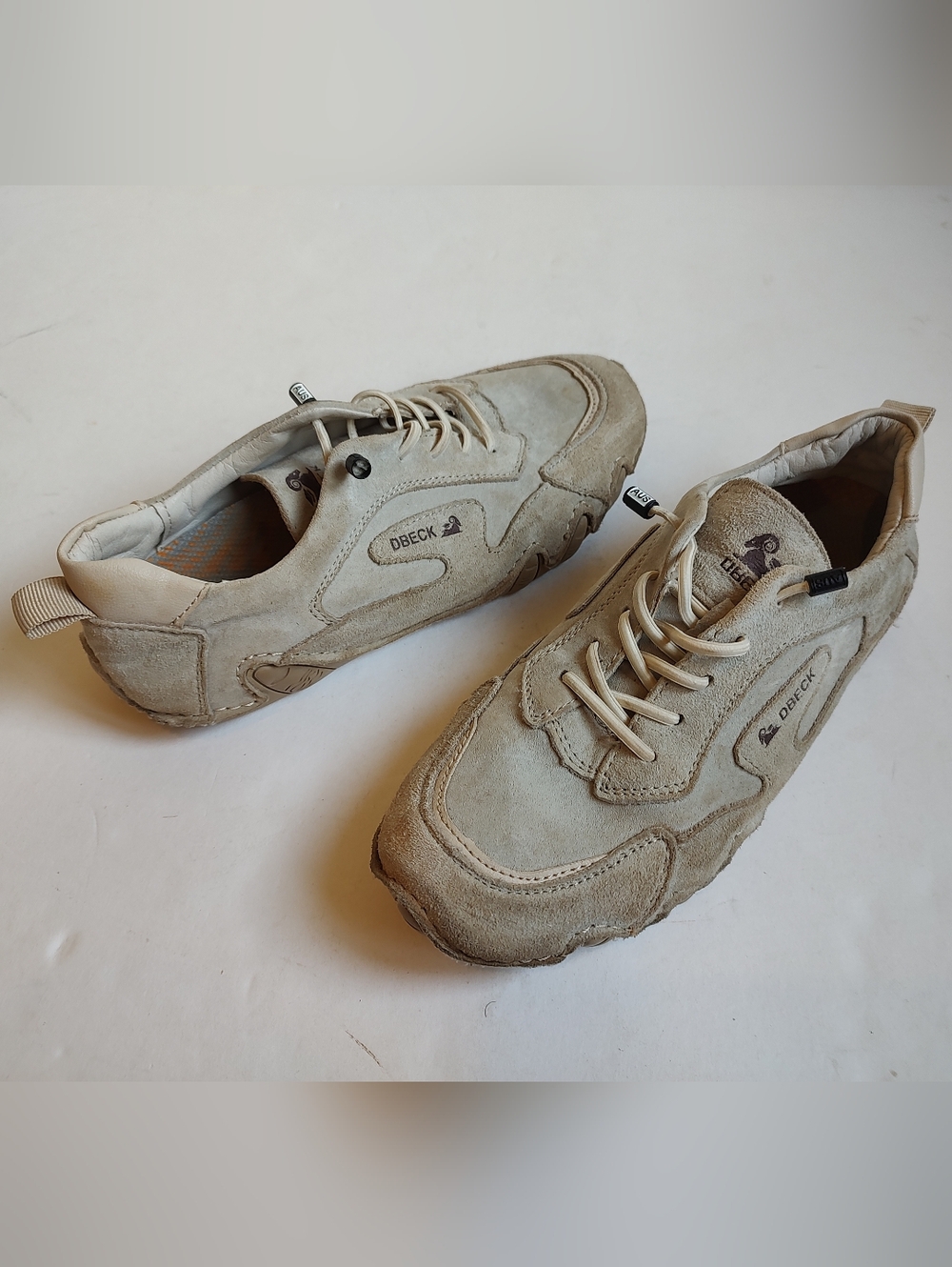 Dbeck Sunday Stroll Vibe Sneakers Suede Khaki Walking Outdoor Hiking Biking 8